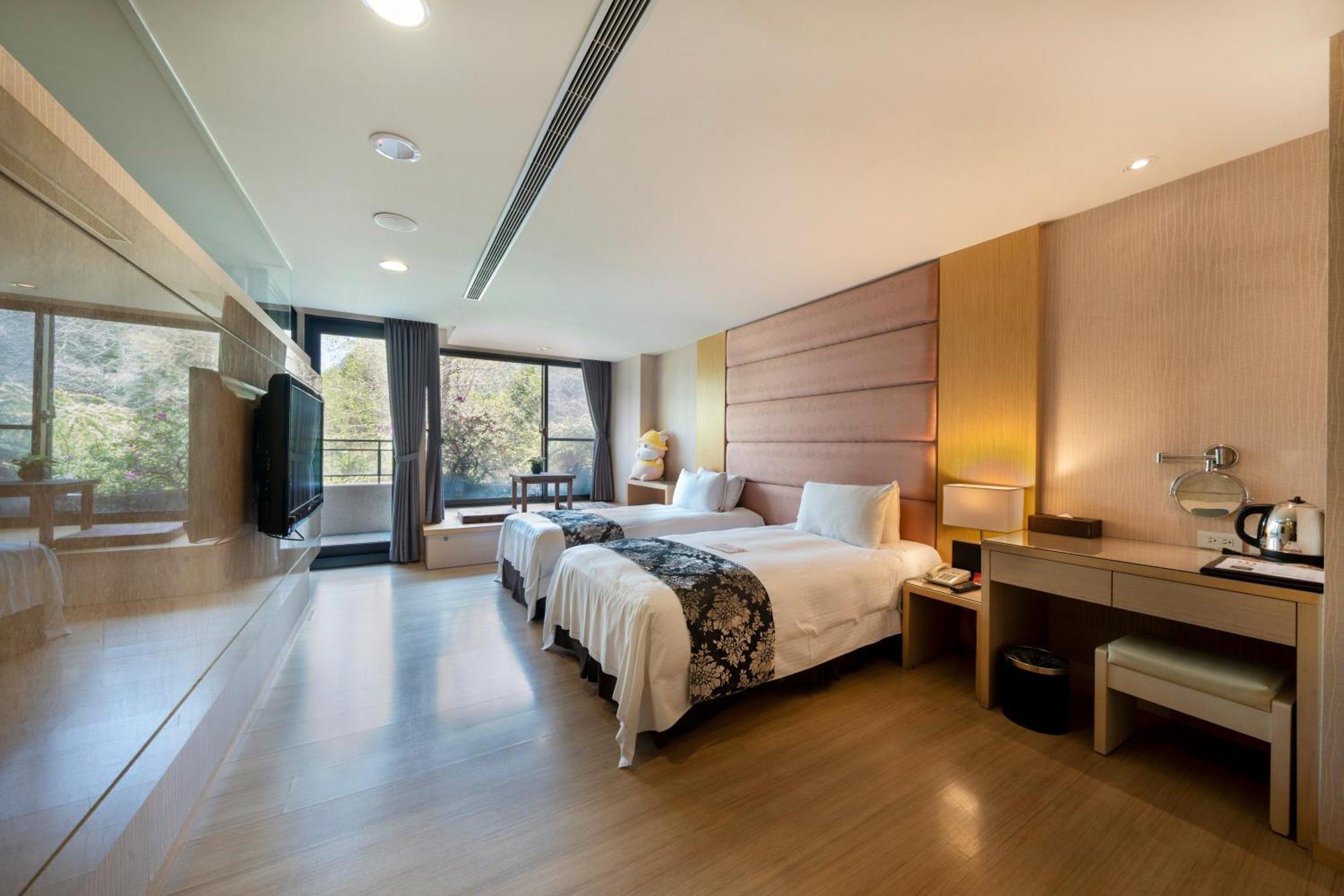 Tai-Yi Red Maple Resort Puli Esterno foto