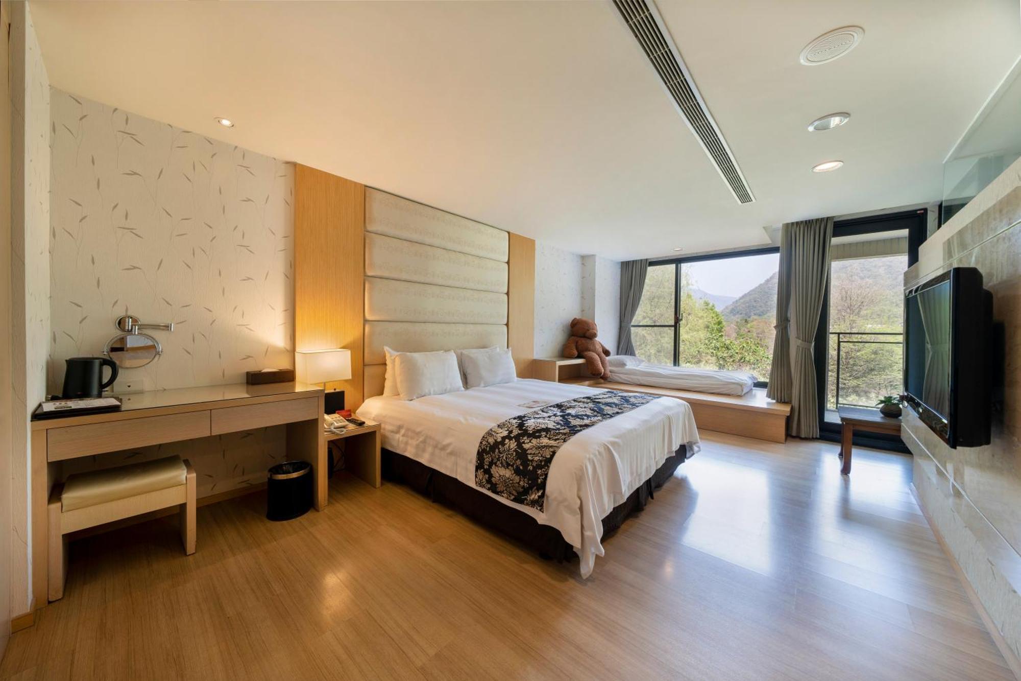 Tai-Yi Red Maple Resort Puli Esterno foto